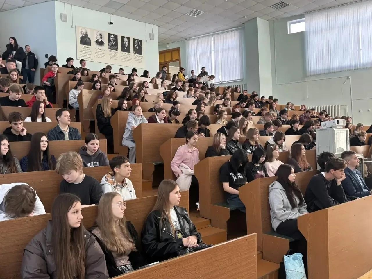 У нас в гостях «Снегири»! 
