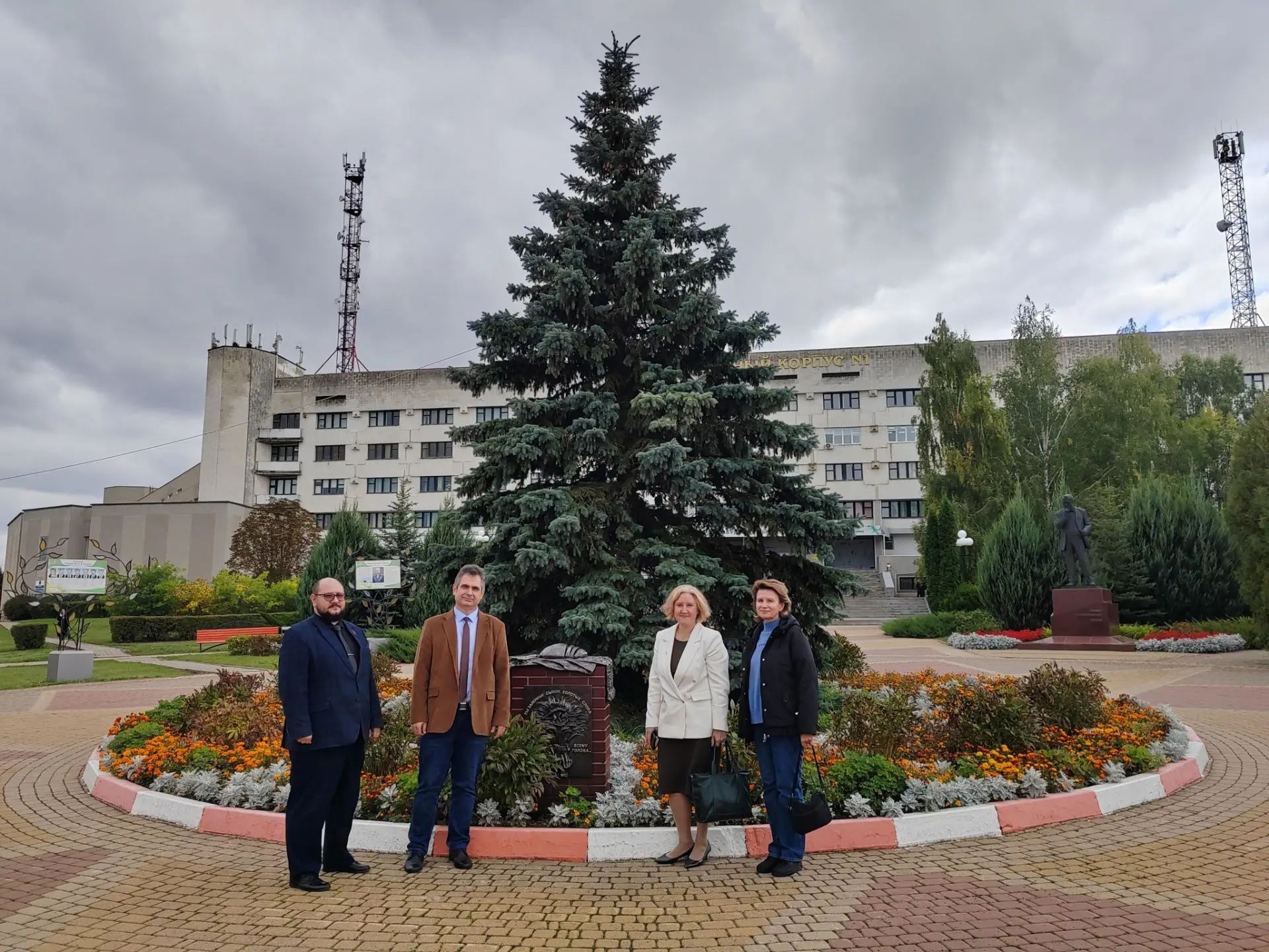 Екатерина Журавлёва посетила Белгородский ГАУ